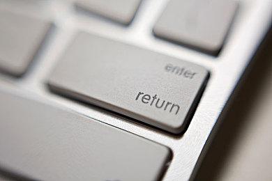 独自在荒岛上修飞机，冒险解谜新作《彼岸晴空》免费试玩